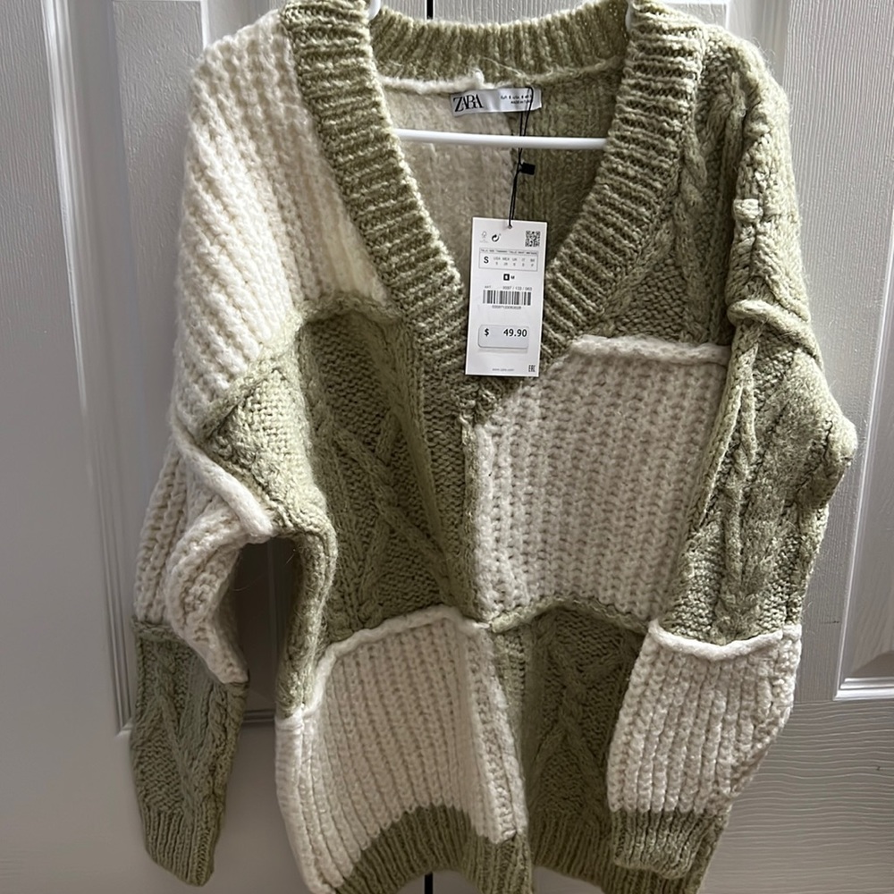 Zara green patchwork v neck sweater size small nwt